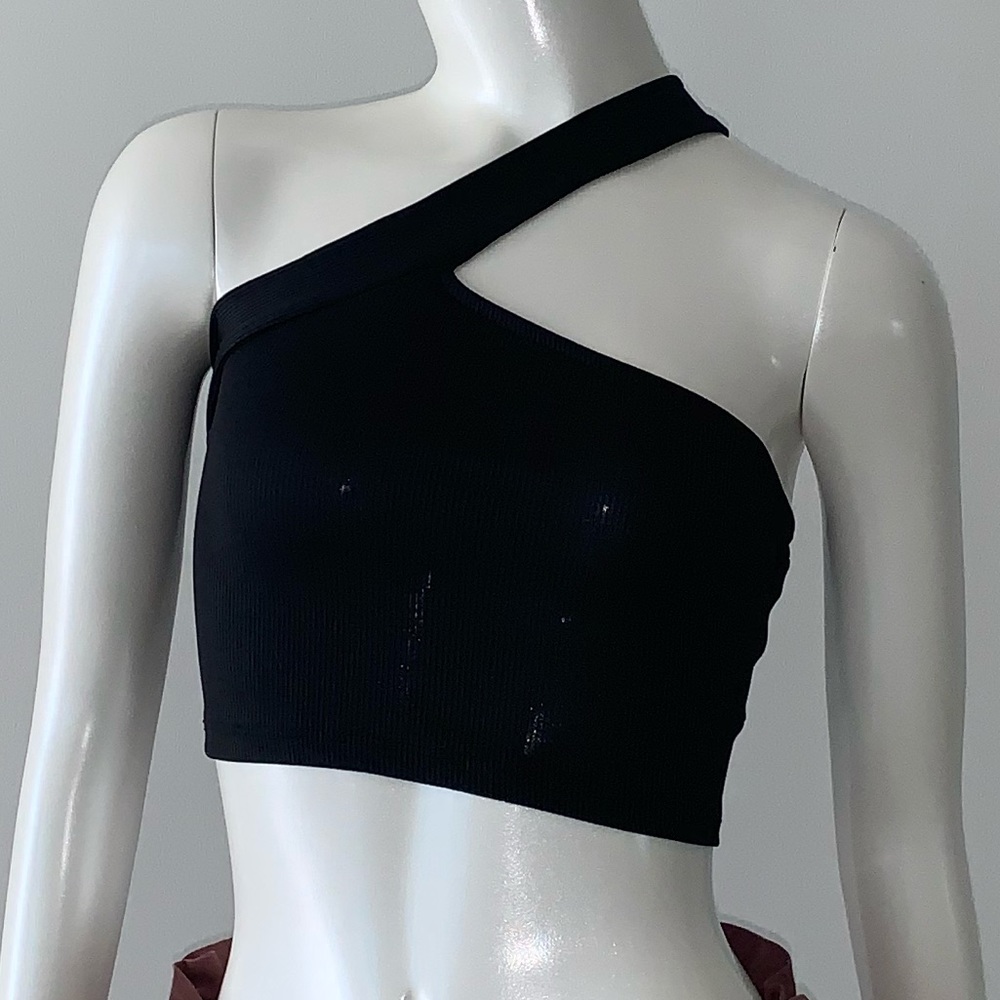 😍ONE SHOULDER RIB-KNIT CROP TOP.
